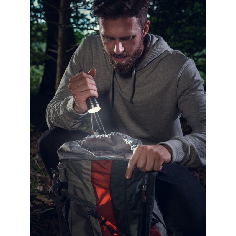 Varta - Torche LED Outdoor sport ROUGE + 3 piles AAA