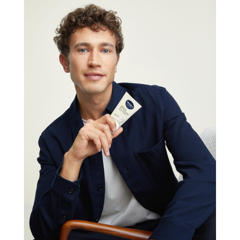 Crème hydratante visage homme NIVEA MEN peaux sensibles de 10 ingrédients seulement Sensitive Pro Me