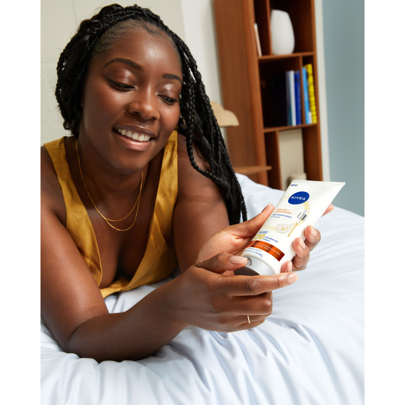 Pack de  2 - Nivea - Sérum Lait Revitalisant Fermeté Q10 + Vitamine C 200ml (**)