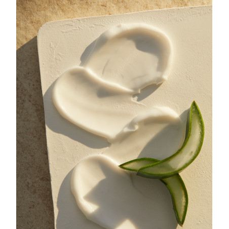 Pack de  3 - Nivea - NATURALLY GOOD Crème Multi-usages Aloe Vera BIO pot 200ml