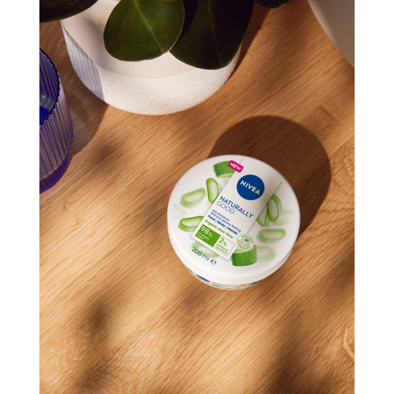 Pack de  3 - Nivea - NATURALLY GOOD Crème Multi-usages Aloe Vera BIO pot 200ml